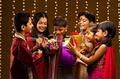 5 Diwali Gift Ideas for Kids of All Age Groups | 2020 Special