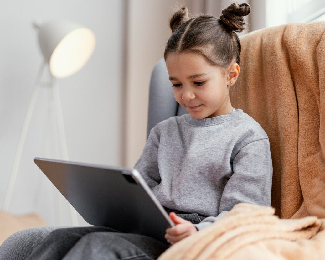 How to Reduce Screen Time for Kids: Fun and Engaging Alte...